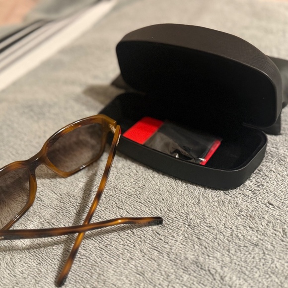 KENNETH COLE WOMENS SUNGLASSES GOLD  AVIATOR, NWT main image 4